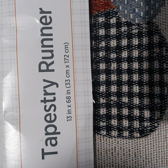 😇 Tapestry table runner - Picture 3 of 7